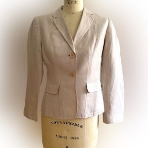 Calvin Klein Linen/Rayon blazer. NWOT. Size 8P